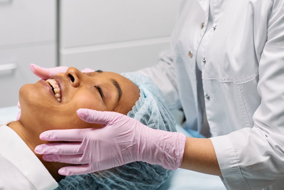Chemical Peel procedure - Patient consultation at KAHF-accredited hospital in Seoul, South Korea