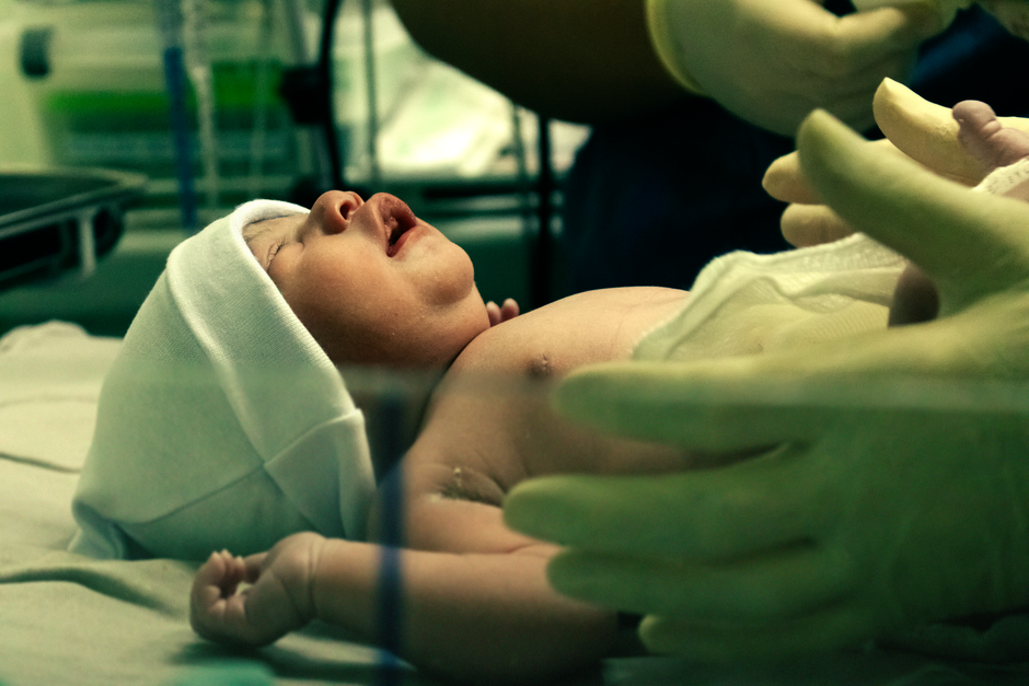Neonatal intensive care unit with premature infant and monitoring equipment — Korea neonatal care
