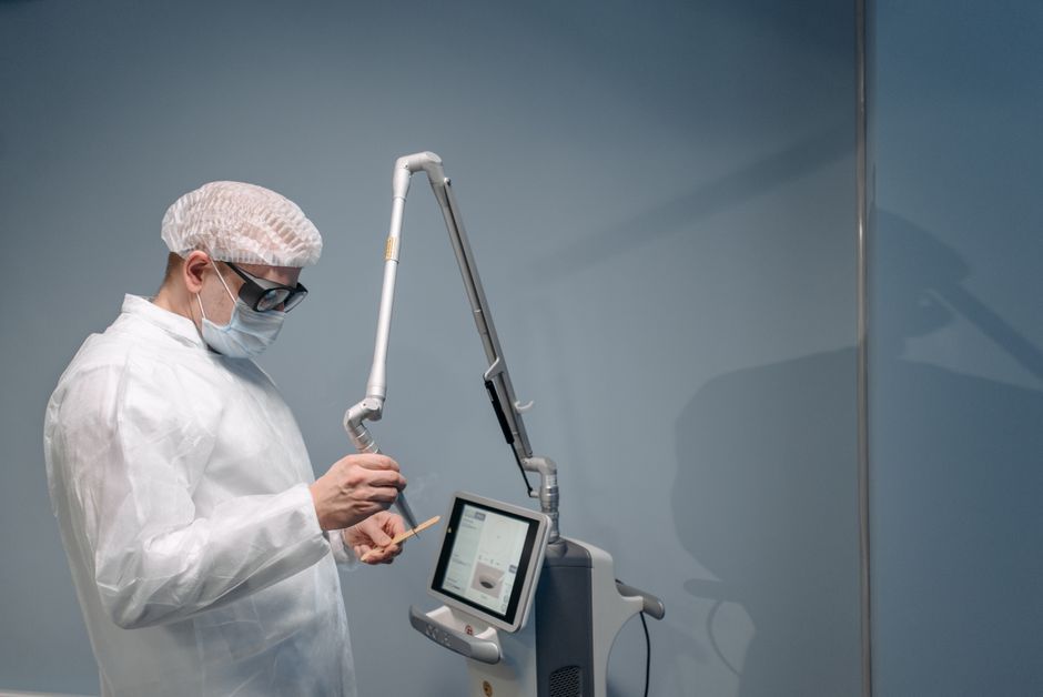 LASIK Eye Surgery procedure - Patient consultation at KAHF-accredited hospital in Seoul, South Korea